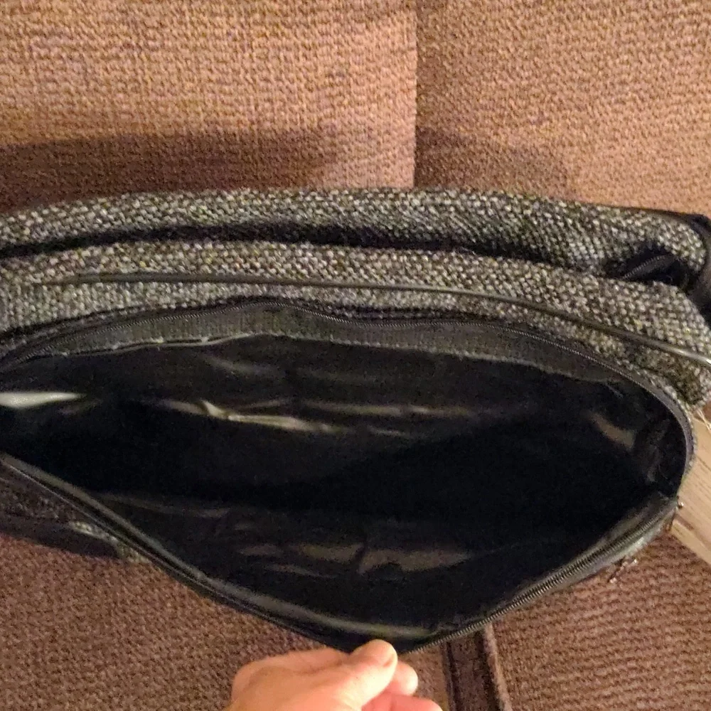 NWT Olympia International Carry-on Dark Gray and Brown Jute Tweed Strapped Bag